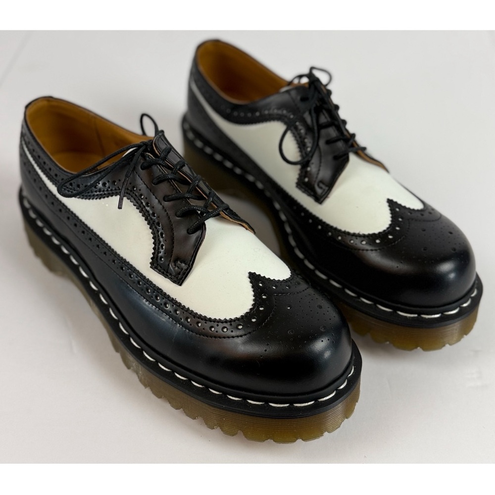 Dr Martens Bex Brogue Wingtip Oxford Black/White, size 10 Mens / 11 Women’s